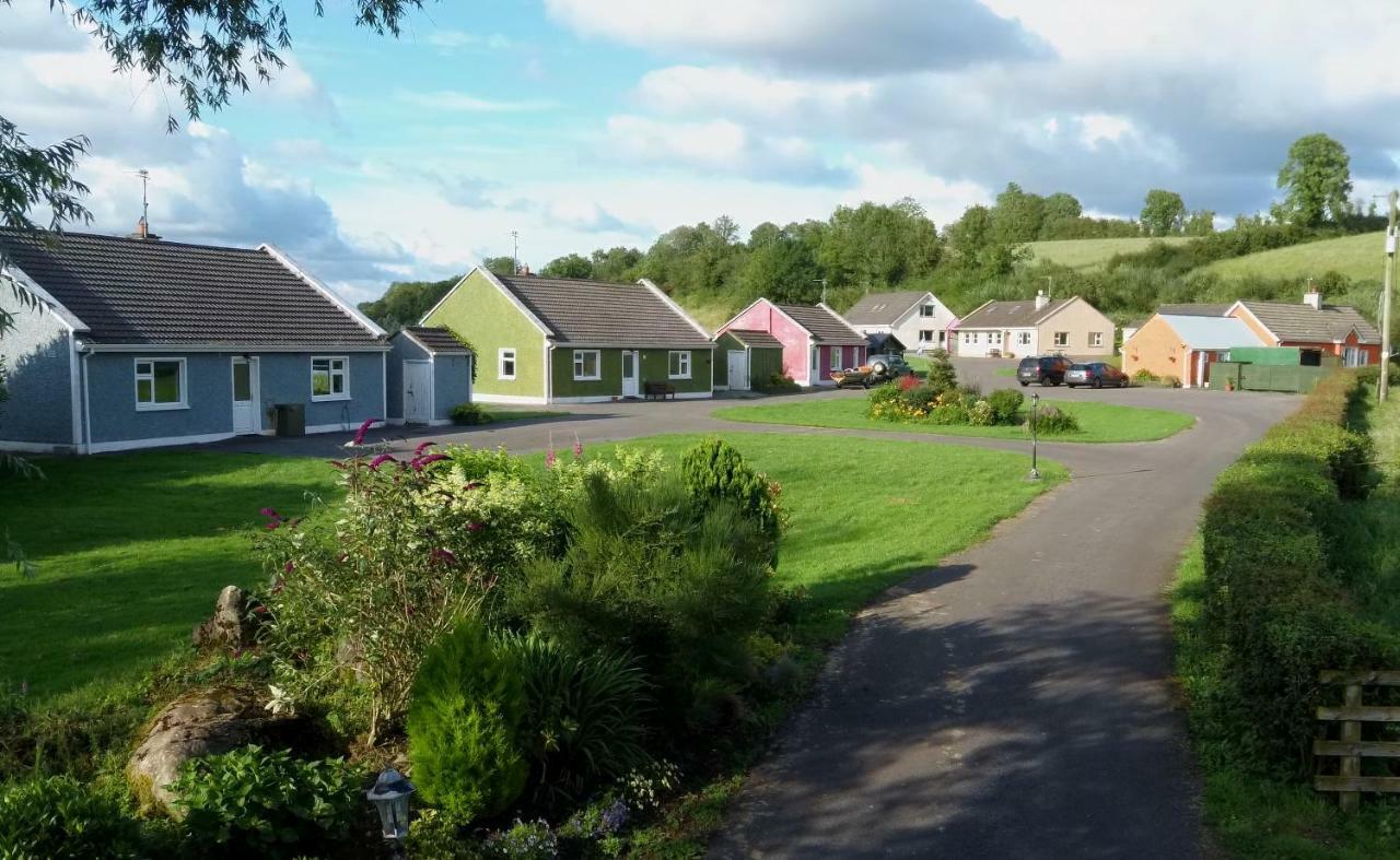 Clonandra Cottages Belturbet Екстер'єр фото